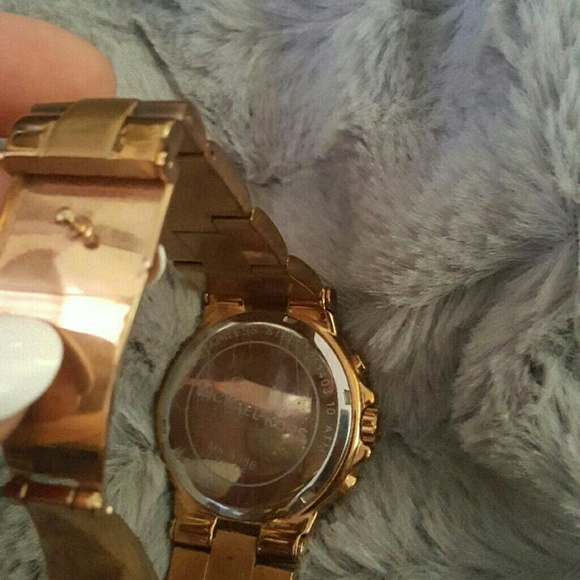 MK ROSE GOLD WATCH - Picture 4 of 4